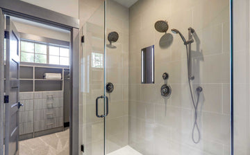 The Power of Natural Light: Enhancing Your Bathroom with Fog-Free Mirrors